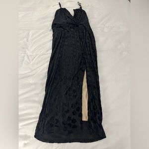 Lulus Limousine Lifestyle Black Burnout Velvet Floral Midi Dress - size M